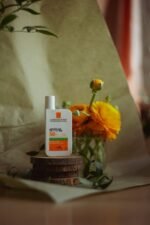 LA ROCHE-POSAY Anthelios UVMune 400 Oil Control Fluide Matifiant Invisible SPF50+ – Image 2