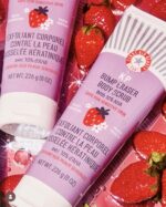 🍓 First Aid Beauty – KP Bump Eraser Body Scrub (226g) – Image 2
