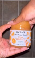 🌿 Dr Teal’s – Gommage au Sucre Karité, Agrumes & Vitamine C
