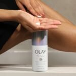 OLAY – Lait Corps Raffermissant Collagène Peptides & Vitamine B3 (502 ml) – Image 2
