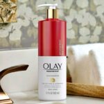 OLAY Lait Corps Anti-Âge & Hydratant à la Niacinamide – Image 3