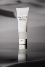 SKIN1004 Madagascar Centella Tone Brightening Gel Nettoyant Éclat Anti-Taches – Image 4