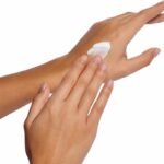 MIXA Cica Réparation
Crème Réparatrice Lissante – 150 ml – Image 2