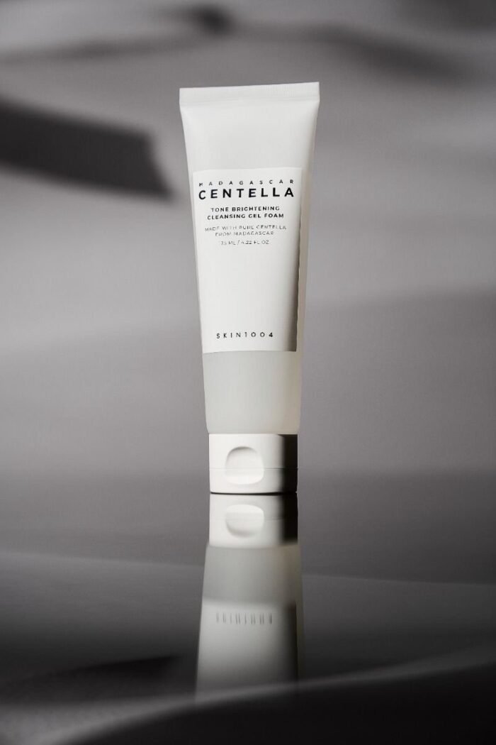 SKIN1004 Madagascar Centella Tone Brightening Gel Nettoyant Éclat Anti-Taches – Image 4